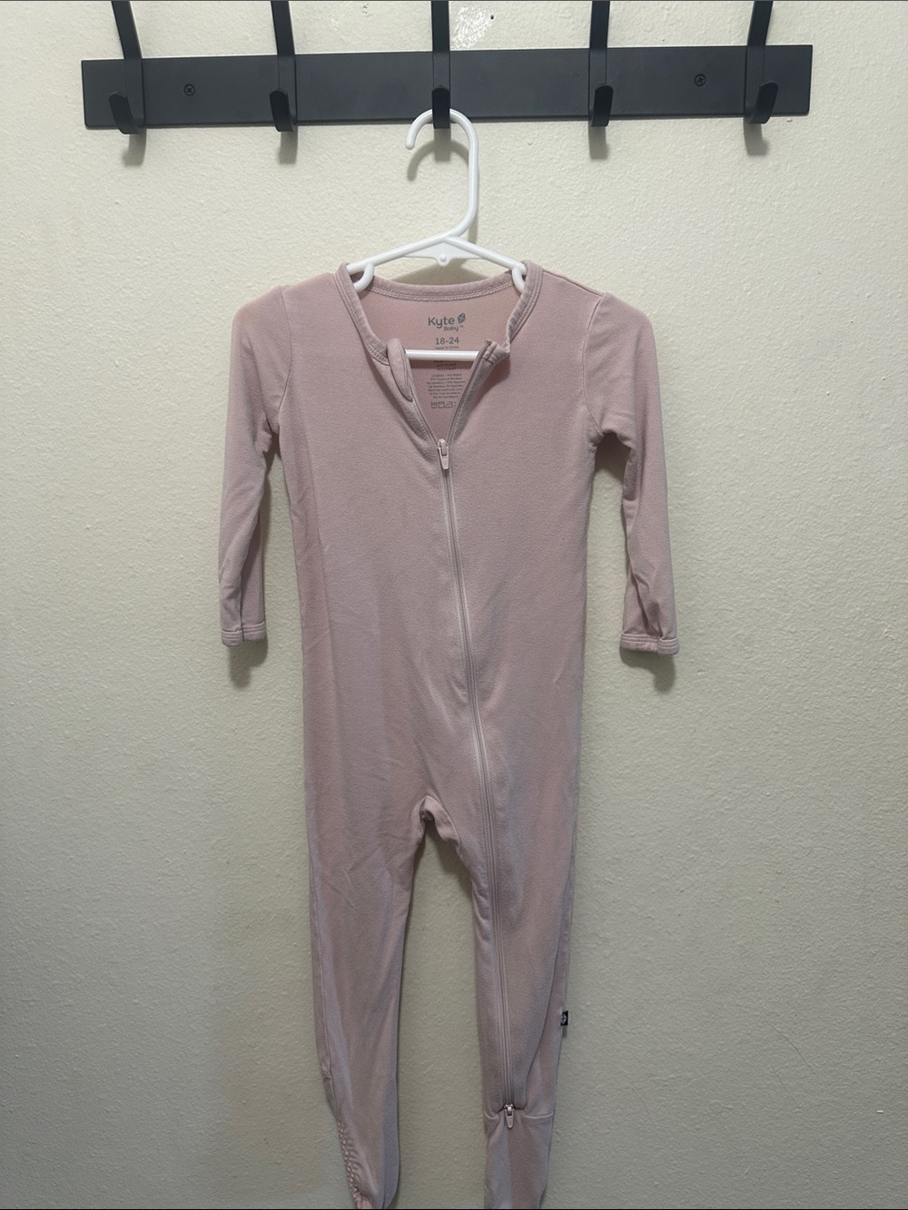 Kyte BABY Blush Pink Zipper Footed One-Piece